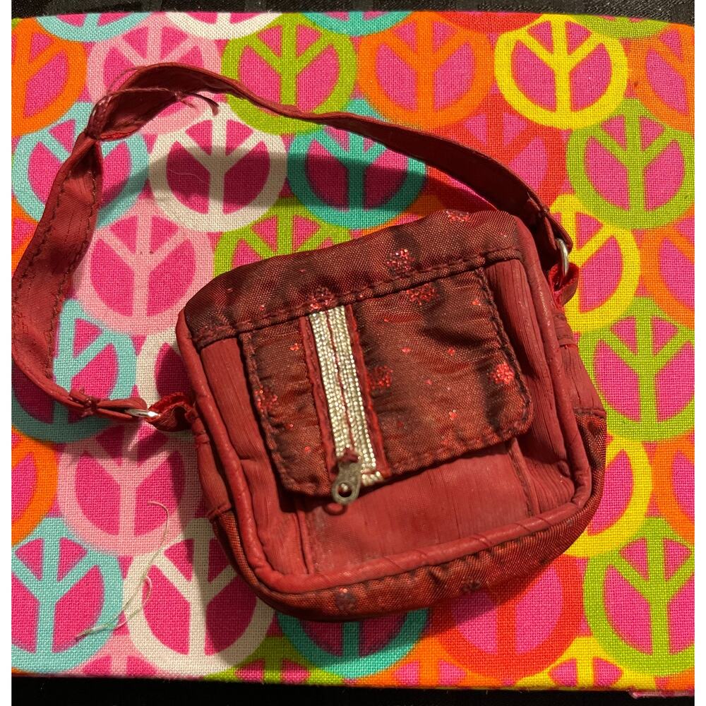 Bratz jade Doll Wintertime wonderland Deep burgundy bag